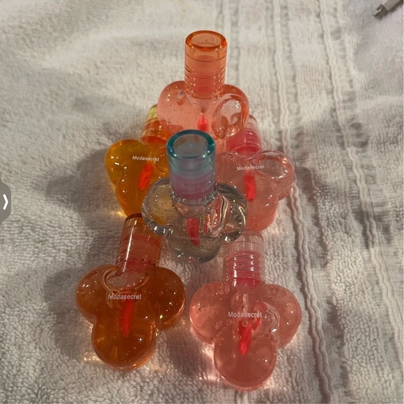 Lip Plumper - Picture 5 of 7